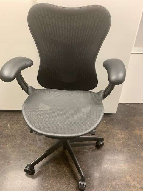 68362.jpg Herman Miller Mirra Task Chairs image 1