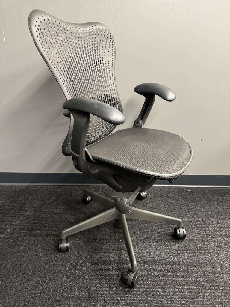 68418_4.jpg Herman Miller Mirra Loaded Graphite Loaded image 1
