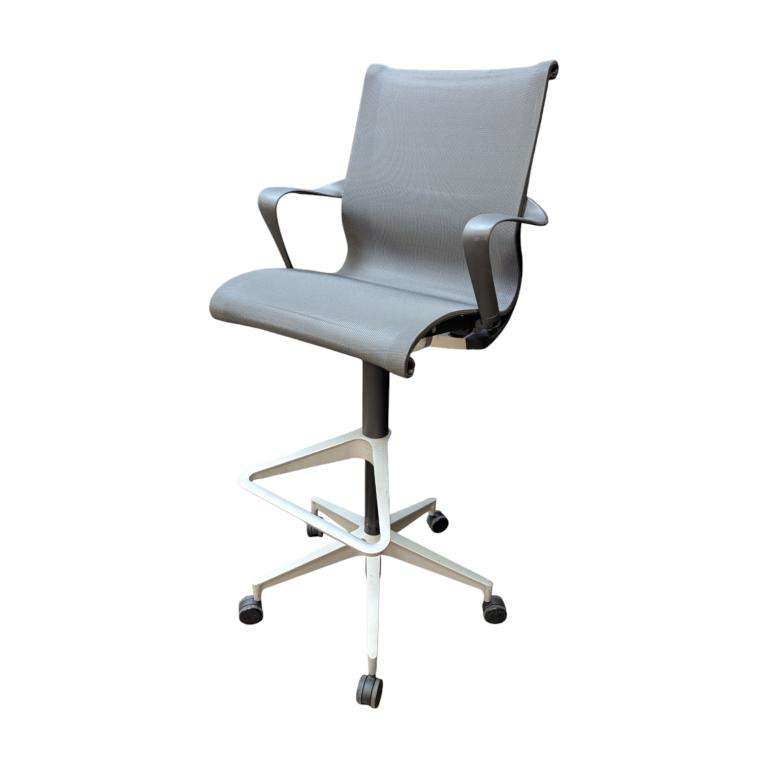 69123.jpg Herman Miller Drafting Stool – SRS240499 image 1